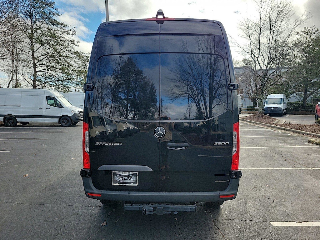 New 2025 Mercedes-Benz Sprinter 2500 Standard Roof 4-Cyl Diesel HO Van Cargo Van