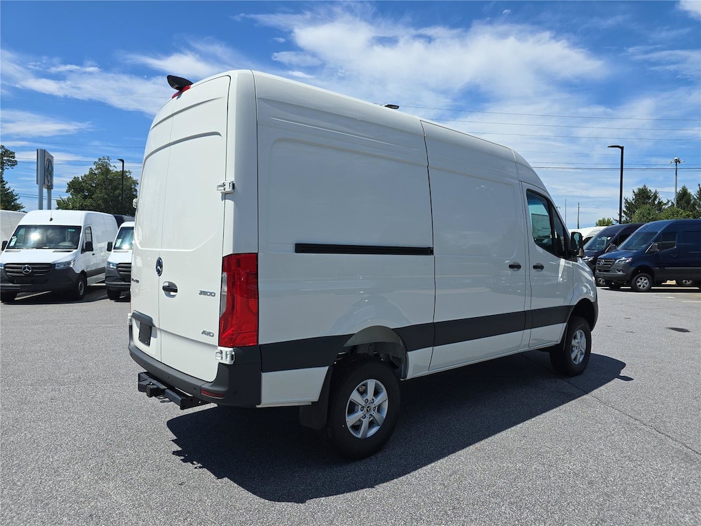 New 2026 Mercedes-Benz Sprinter 2500 Standard Roof 4-Cyl Diesel HO Van Cargo Van