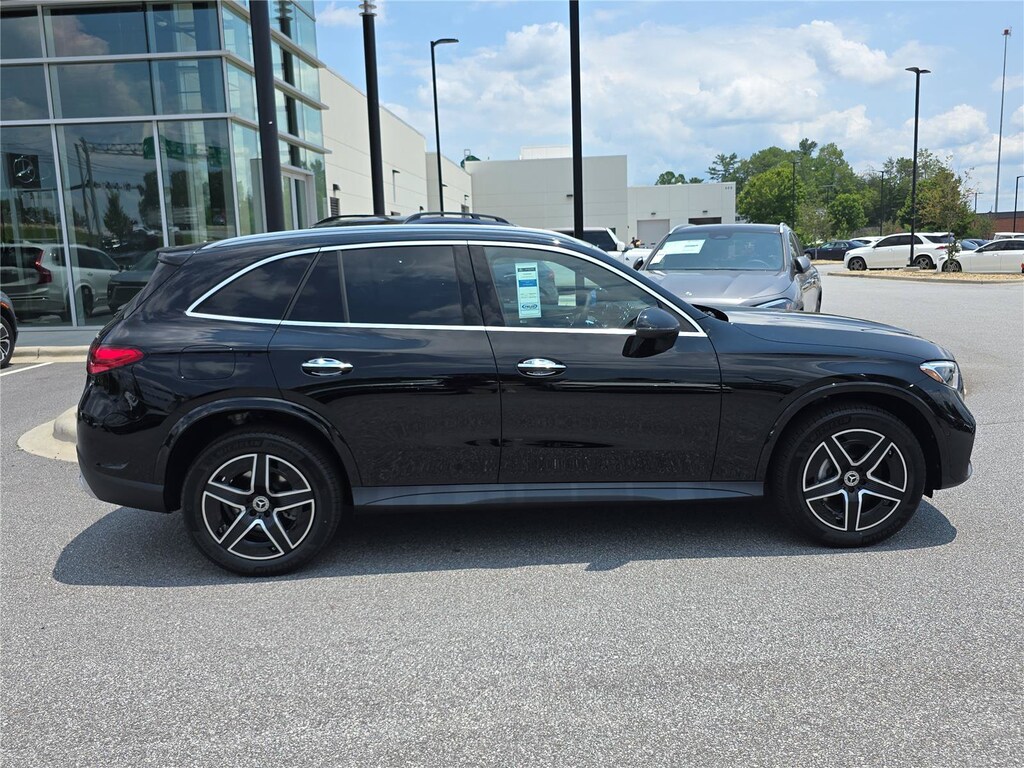 New 2026 Mercedes-Benz GLC 300 4MATIC SUV