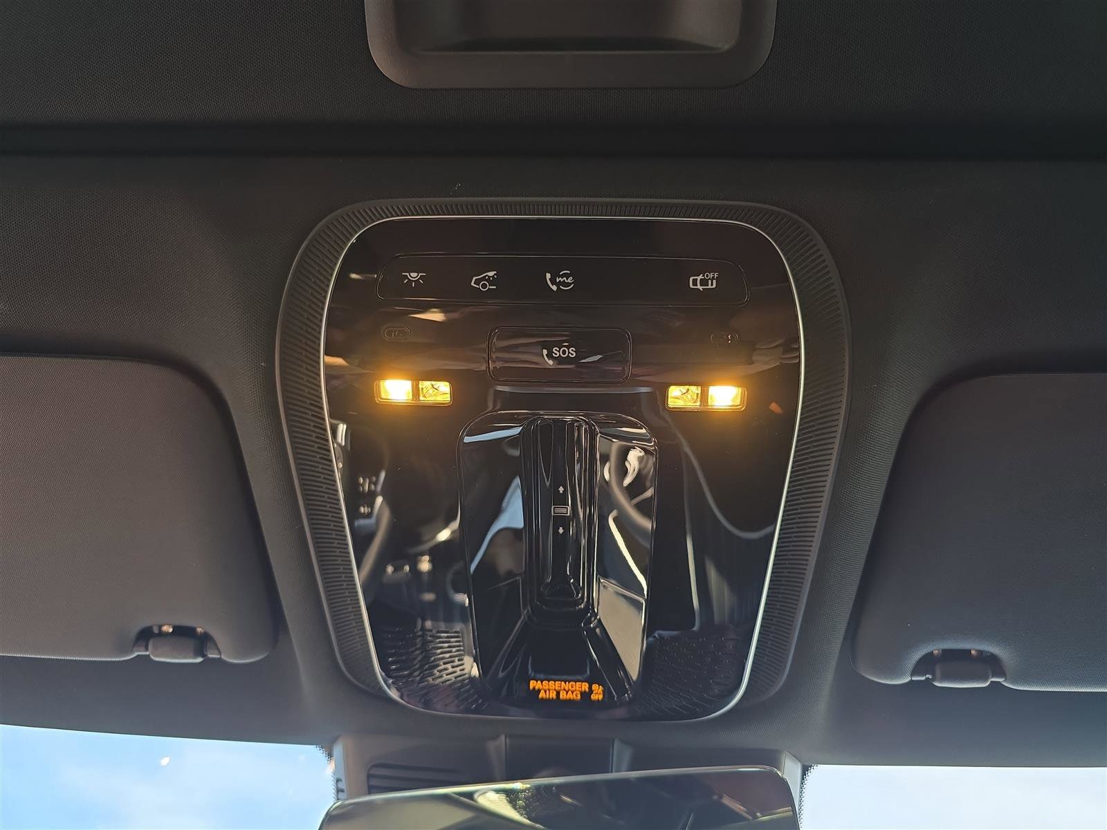 2025 Mercedes-Benz C-Class Sedan C 300 - Photo 28