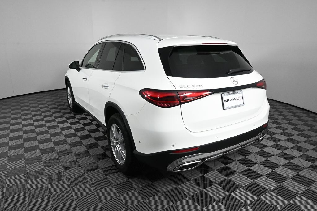 New 2026 Mercedes-Benz GLC 300 SUV