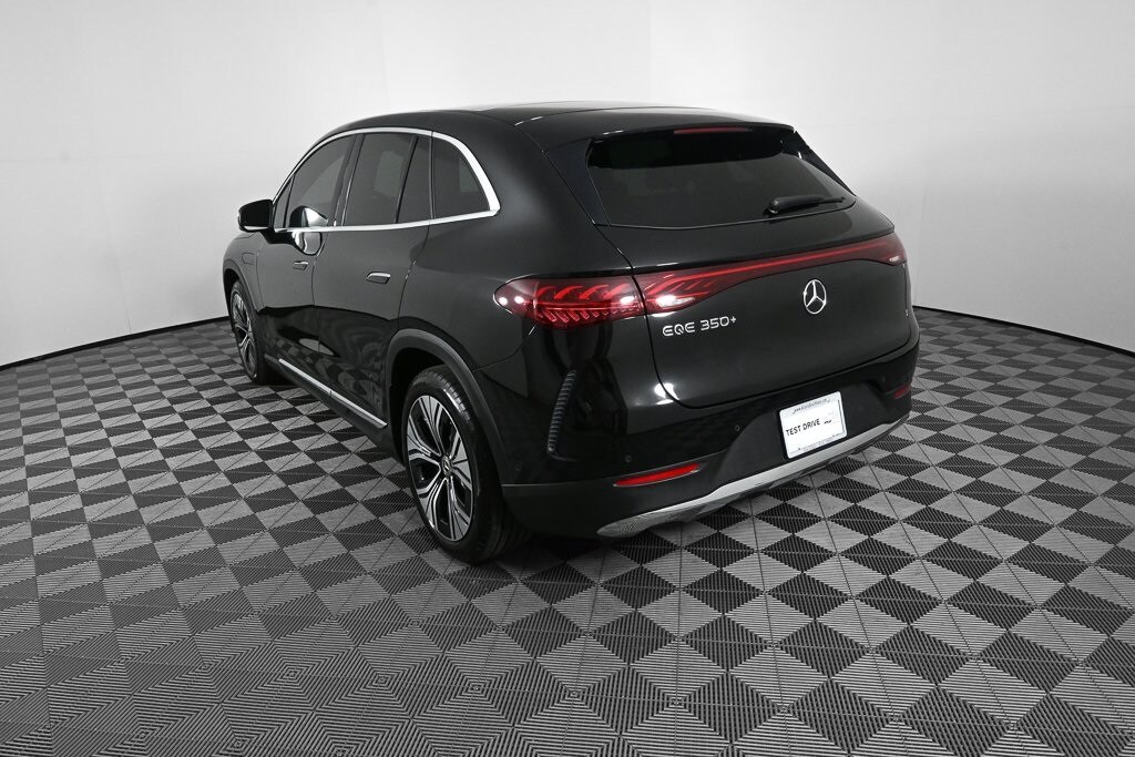 2023 Mercedes Benz EQE SUV 350 photo 2