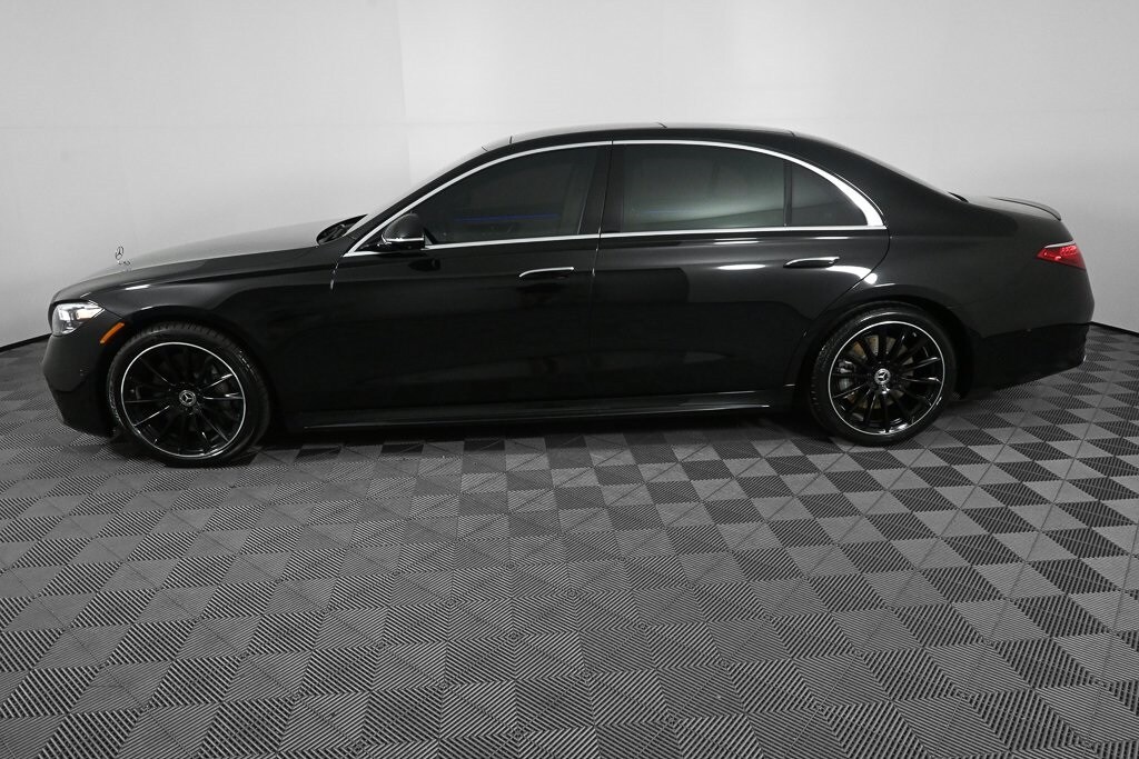2022 Mercedes Benz S 580 4MATIC photo 3