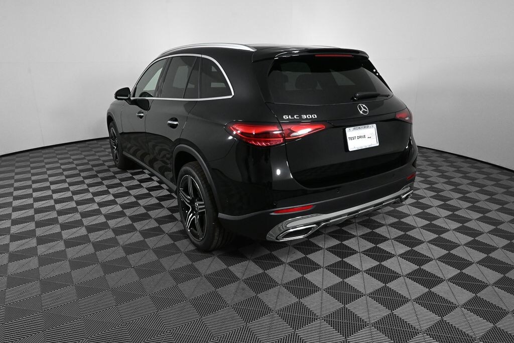 New 2026 Mercedes-Benz GLC 300 SUV