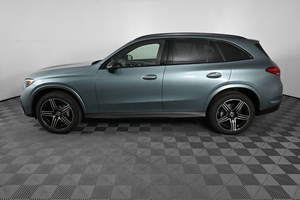 New 2026 Mercedes-Benz GLC 300 SUV
