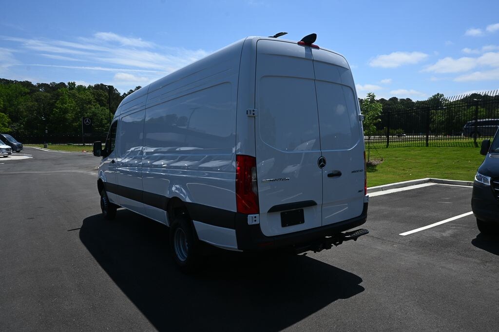 New 2026 Mercedes-Benz Sprinter 3500 XD High Roof 4-Cyl Diesel HO Van Cargo Van