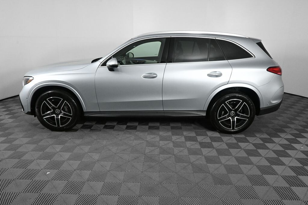 Used 2025 Mercedes-Benz GLC 300 4MATIC SUV