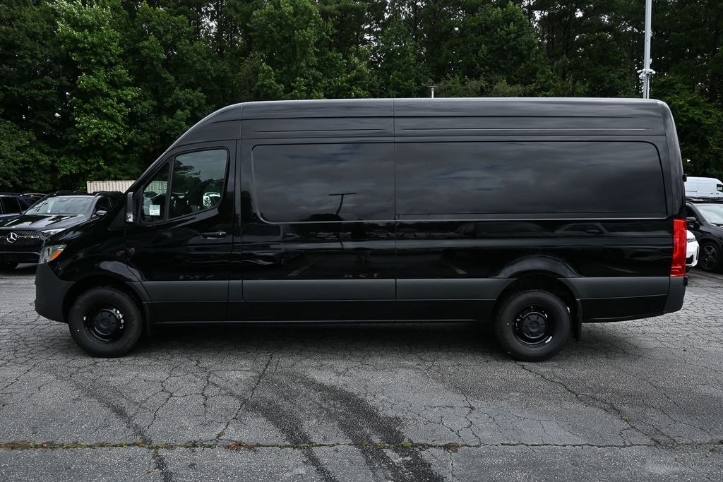 New 2026 Mercedes-Benz Sprinter 2500 High Roof 4-Cyl Diesel