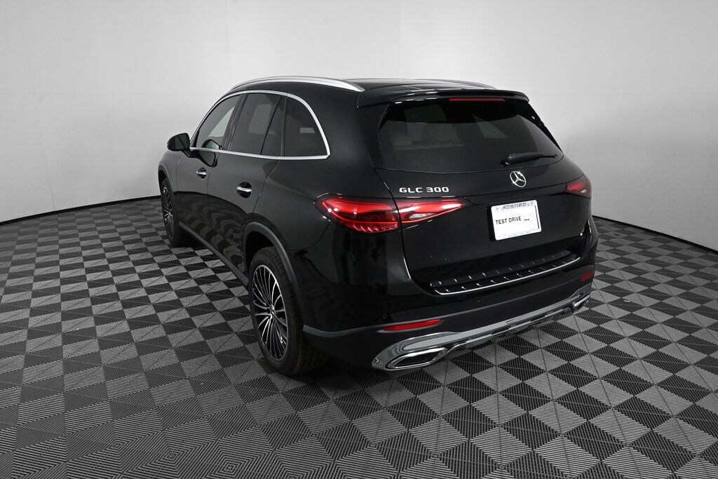 New 2026 Mercedes-Benz GLC 300 SUV