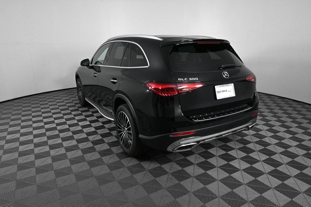 New 2026 Mercedes-Benz GLC 300 SUV