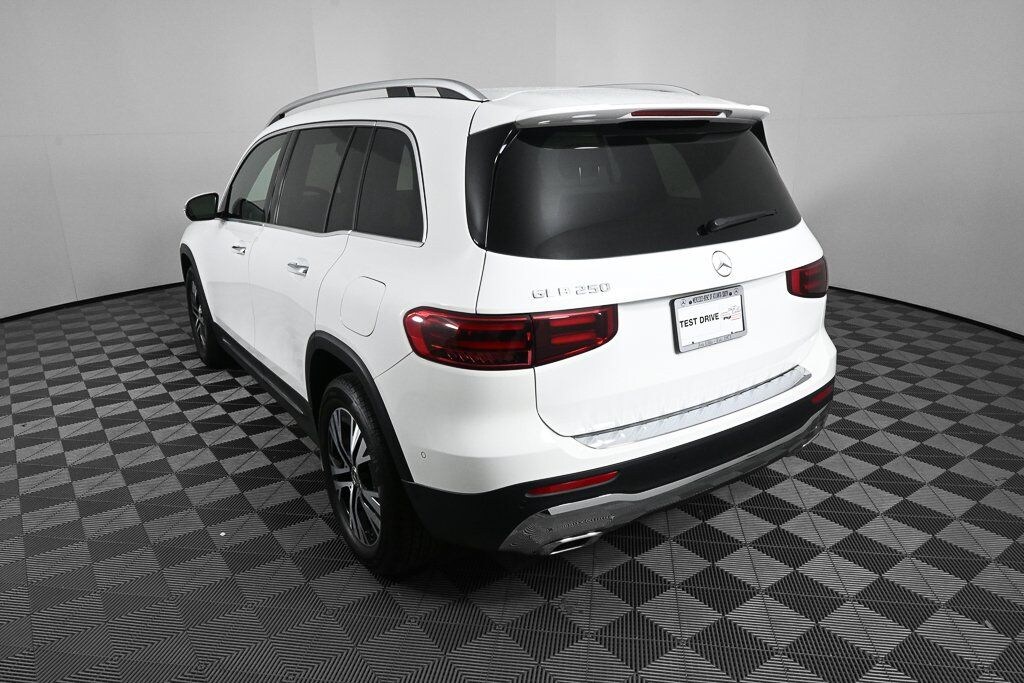 Certified 2025 Mercedes-Benz GLB 250 SUV