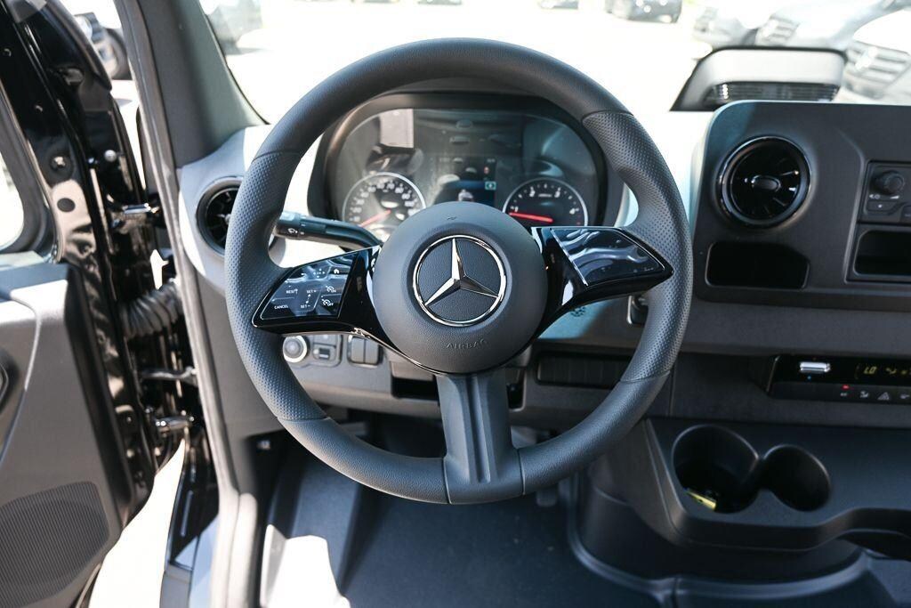 New 2026 Mercedes-Benz Sprinter 2500 2500 Standard Roof I4 Diesel 144 RWD Cargo Van