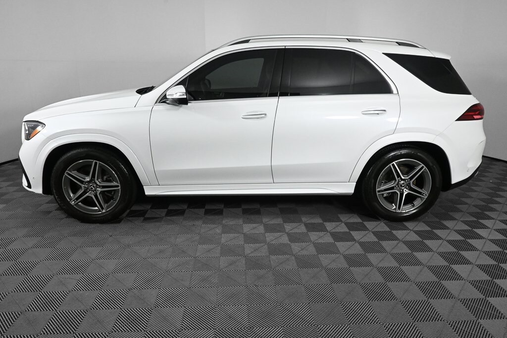 2025 Mercedes Benz GLE 350 4MATIC photo 3