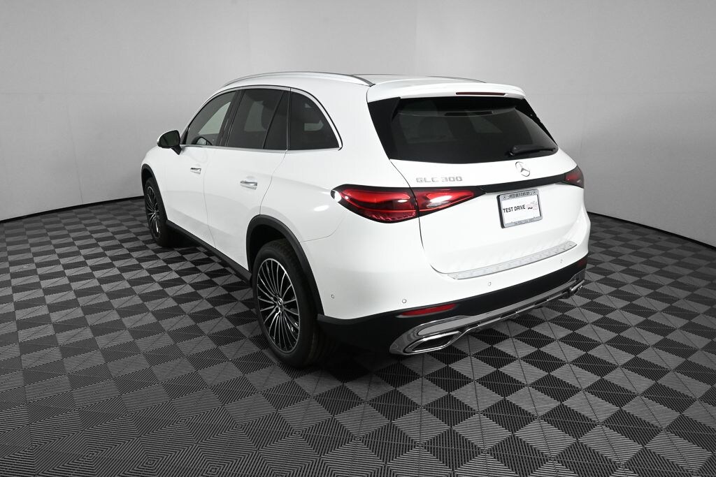 New 2026 Mercedes-Benz GLC 300 SUV