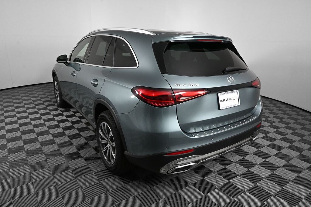 New 2026 Mercedes-Benz GLC 300 SUV