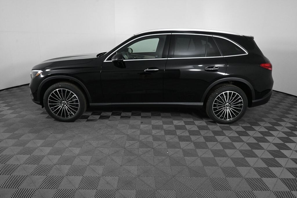New 2026 Mercedes-Benz GLC 300 SUV
