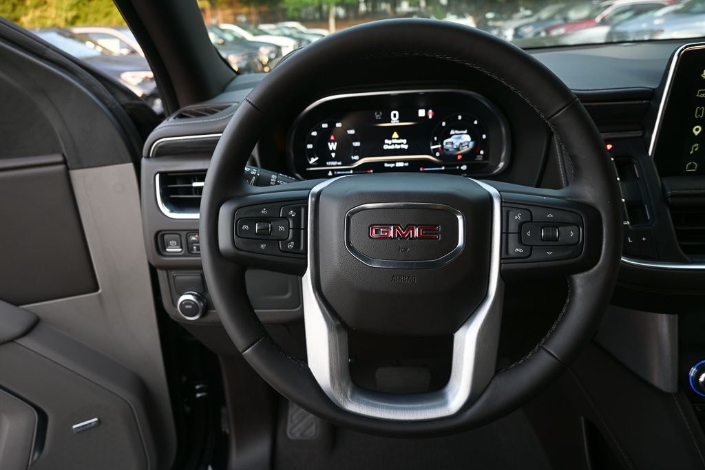 Used 2023 GMC Yukon XL SLT SUV