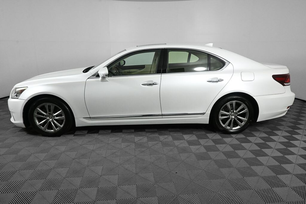 Used 2016 Lexus LS 460 Sedan
