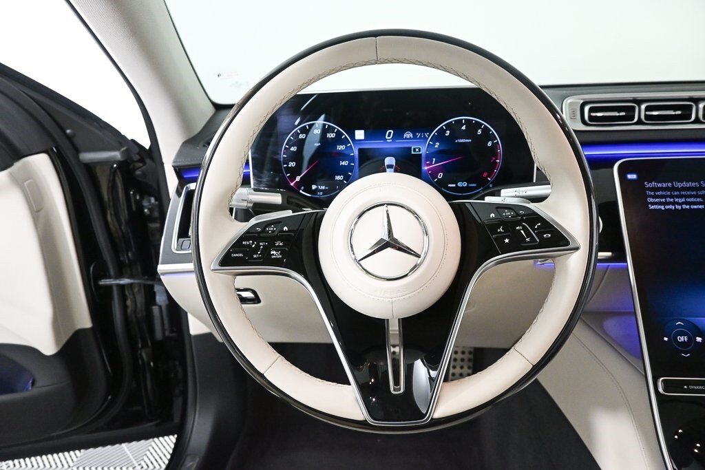 2022 Mercedes Benz S 580 4MATIC photo 2