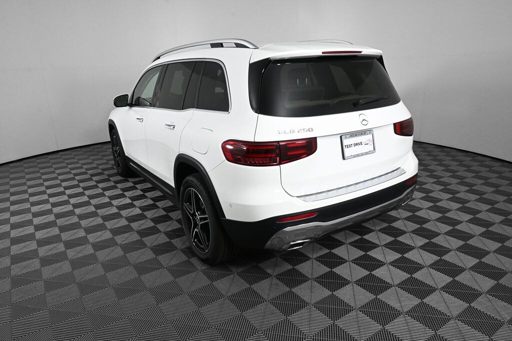 New 2026 Mercedes-Benz GLB 250 SUV