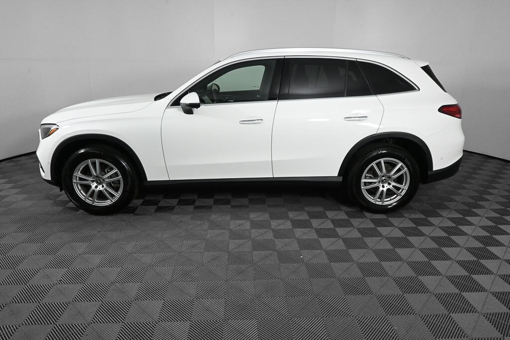 Used 2025 Mercedes-Benz GLC 300 4MATIC SUV