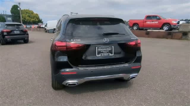 Thumbnail: 2026 Mercedes-Benz GLA - 7