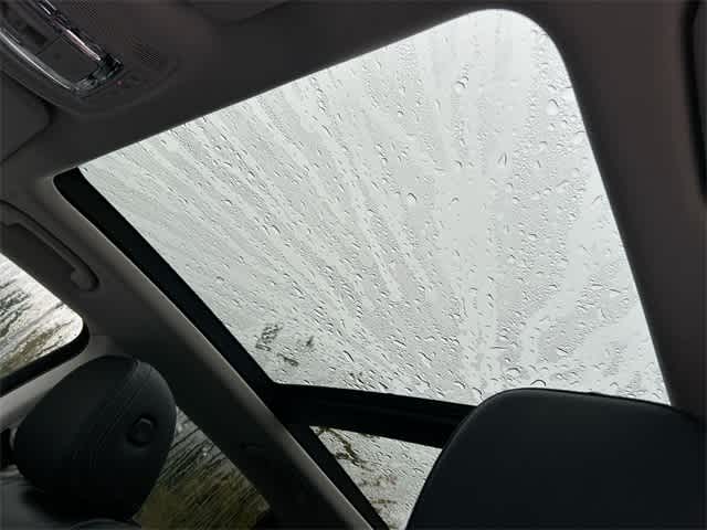 Thumbnail: 2026 Mercedes-Benz GLE - 20