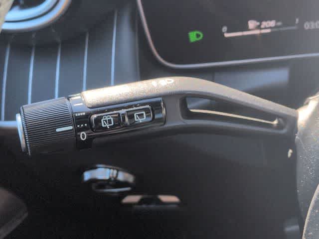 Thumbnail: 2026 Mercedes-Benz GLC - 27