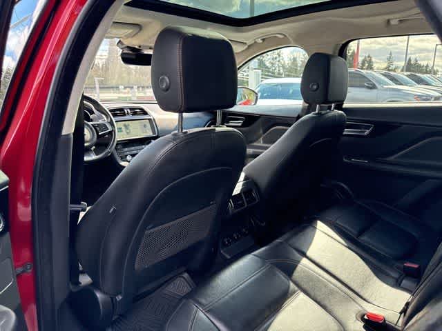 Thumbnail: 2020 Jaguar F-Pace - 10