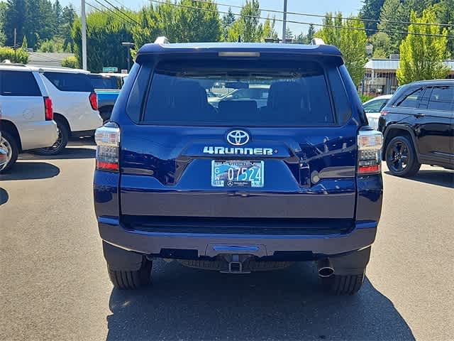 Thumbnail: 2016 Toyota 4Runner - 8