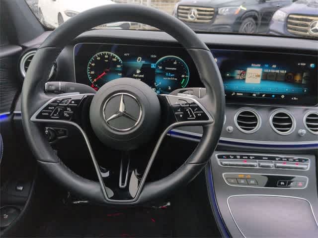 Thumbnail: 2022 Mercedes-Benz E-Class - 24