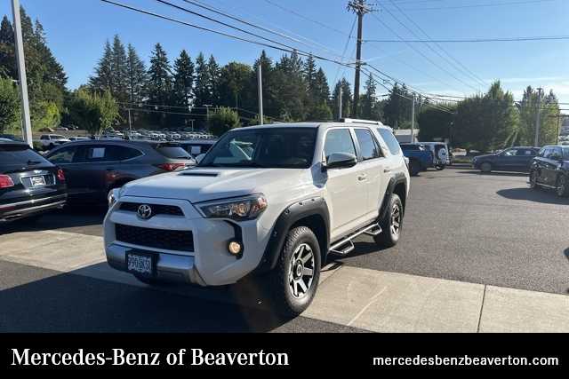 Thumbnail: 2018 Toyota 4Runner - 1
