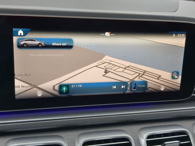 Thumbnail: 2025 Mercedes-Benz GLE - 30