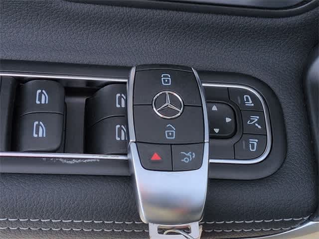 Thumbnail: 2025 Mercedes-Benz CLA - 35