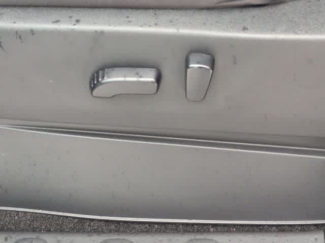 Thumbnail: 2022 Nissan Frontier - 18