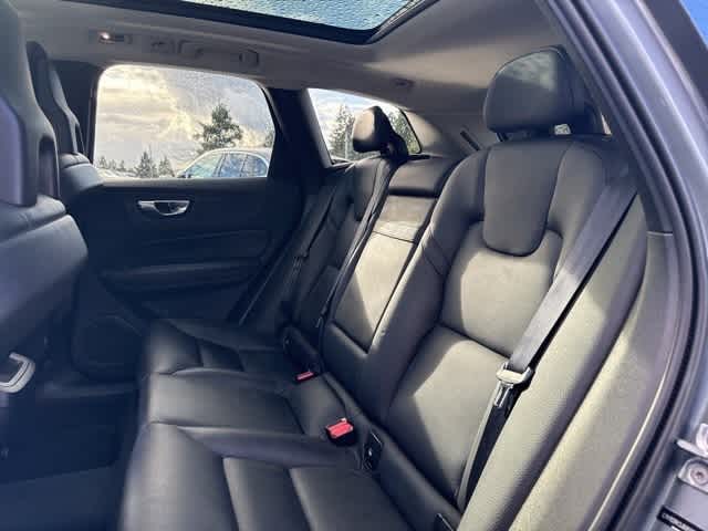 Thumbnail: 2018 Volvo XC60 - 11