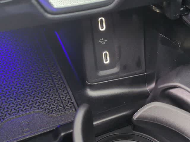 Thumbnail: 2026 Mercedes-Benz GLC - 32