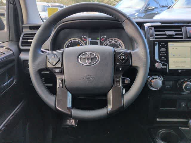 Thumbnail: 2020 Toyota 4Runner - 23