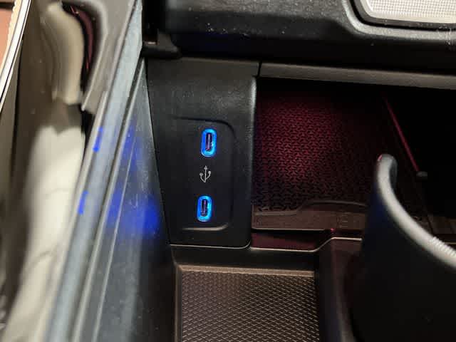 Thumbnail: 2023 Mercedes-Benz EQS - 32