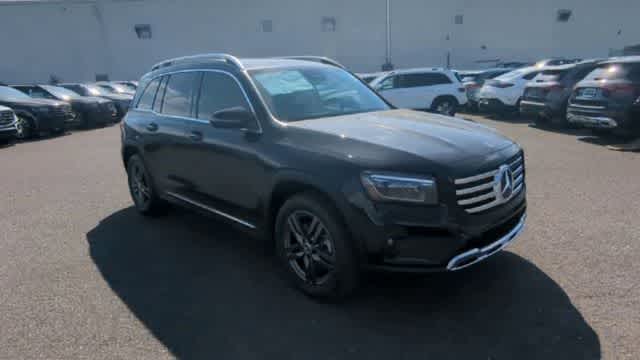 Thumbnail: 2026 Mercedes-Benz GLB - 2