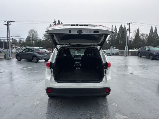 Thumbnail: 2019 Toyota Highlander - 9