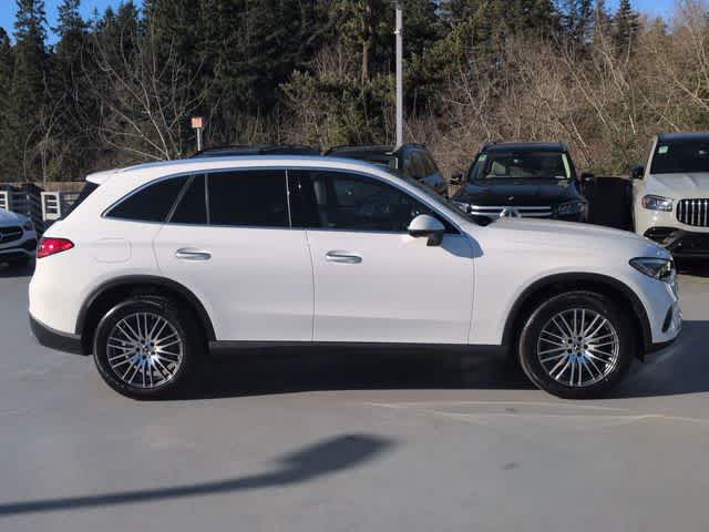 Thumbnail: 2026 Mercedes-Benz GLC - 9