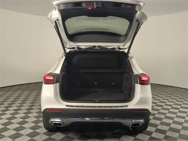 Thumbnail: 2026 Mercedes-Benz GLA - 32