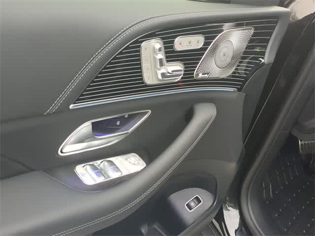 Thumbnail: 2026 Mercedes-Benz GL-Class - 17