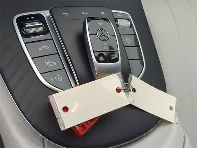 Thumbnail: 2021 Mercedes-Benz E-Class - 35