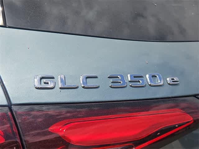 Thumbnail: 2025 Mercedes-Benz GLC - 13