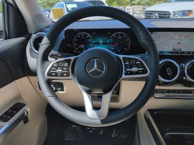Thumbnail: 2022 Mercedes-Benz GLB - 24