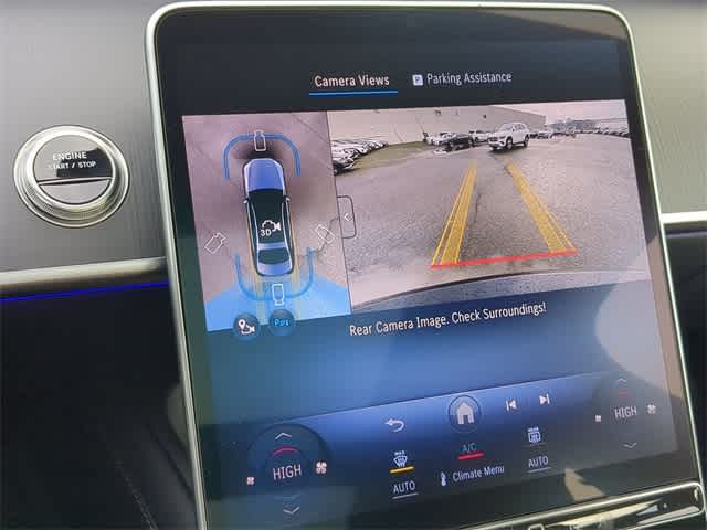 Thumbnail: 2025 Mercedes-Benz S-Class - 31