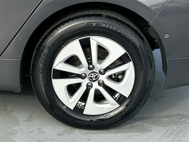 Thumbnail: 2018 Toyota Prius - 14