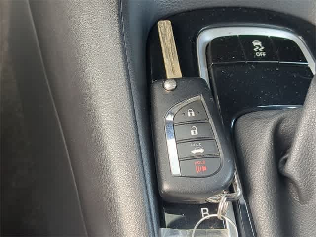 Thumbnail: 2021 Toyota Corolla - 32